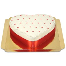 Deluxe Heart Shaped Cake (Medium ((25×24 cm)10 slices))