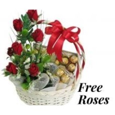Panier de roses gratuites avec 2 boîtes de chocolats Ferrero Rocher