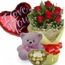 Ferrero Rocher, Ourson, 6 Roses Rouges Et Ballon Mylar