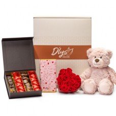 Passion Red (NUMBER OF CHOCOLATES 22)