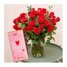 Love Roses And Chocolates (NUMBER OF ROSES 15)