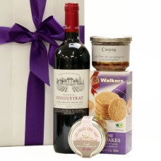 Cadeau Apéritif Avec Du Vin Français Et Des Délices Français