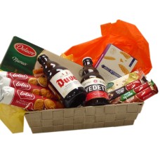 Panier de bonbons avec bière belge Duvel et Vedett