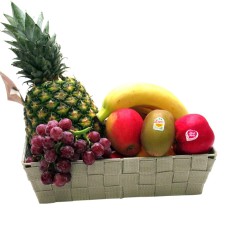 Corbeille de fruits avec fruits frais du jour +/- 4,4 kg