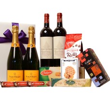 Champagne et vin français paradisiaques avec des délices belges