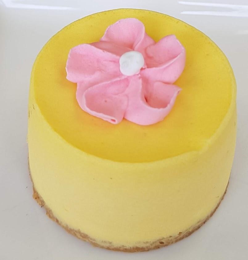 Gâteau au fromage à la mangue de 2,5 pouces